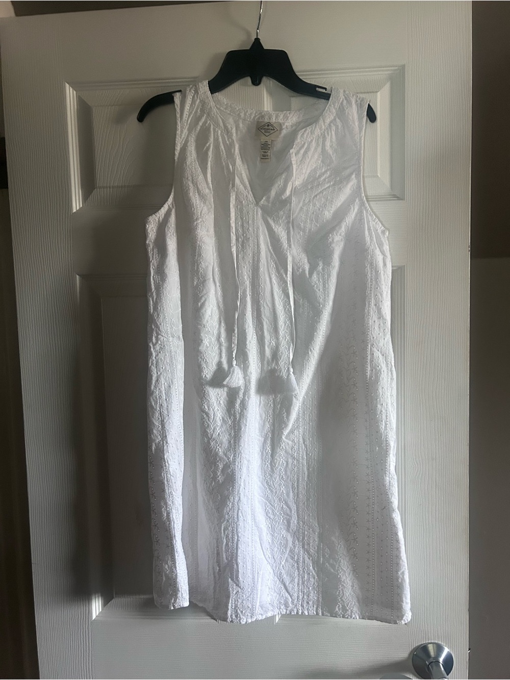White Sleeveless Eyelet Dress
